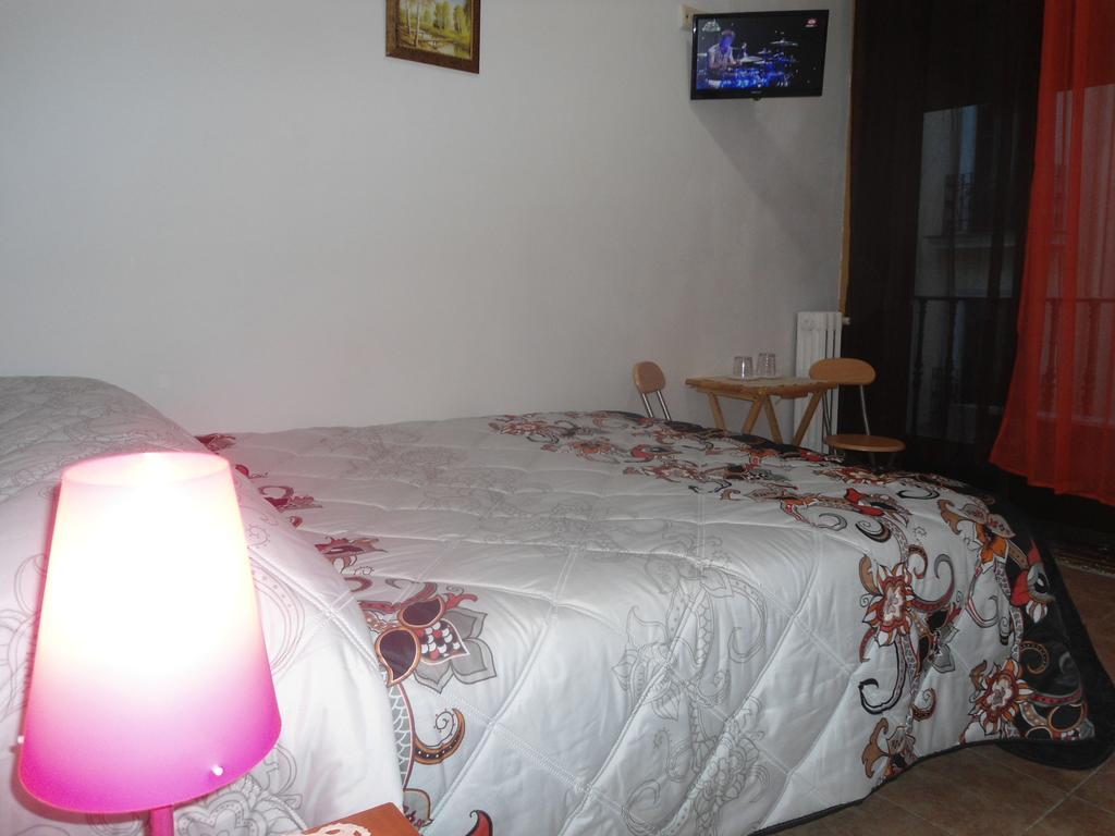 Hostal Florida Madrid Eksteriør billede